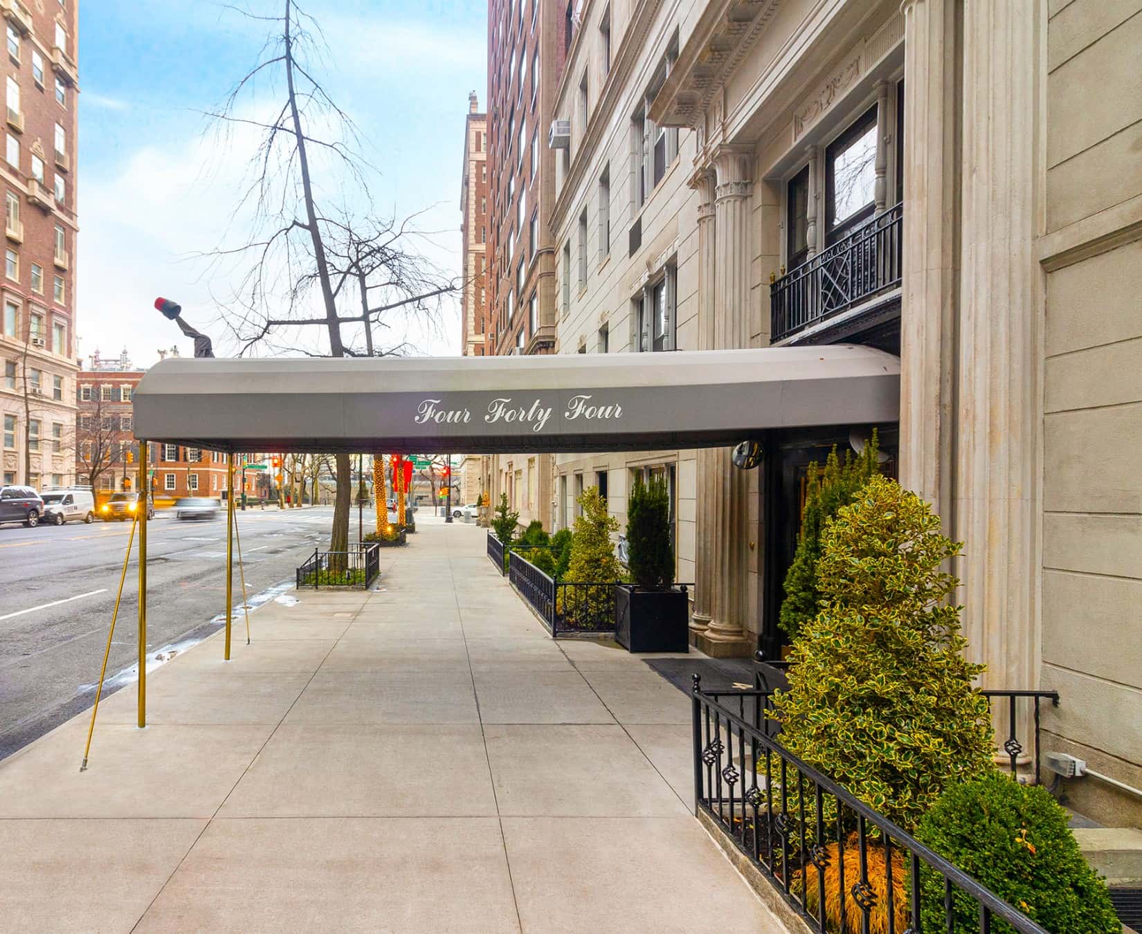 444 East 57 Street - Image 1