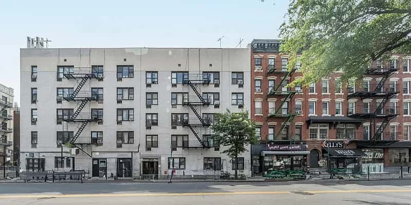 20 Avenue A - Image 1