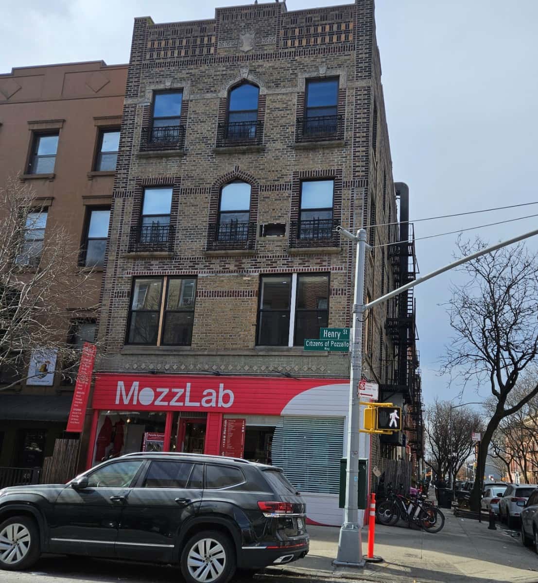 502 Henry Street - Image 1