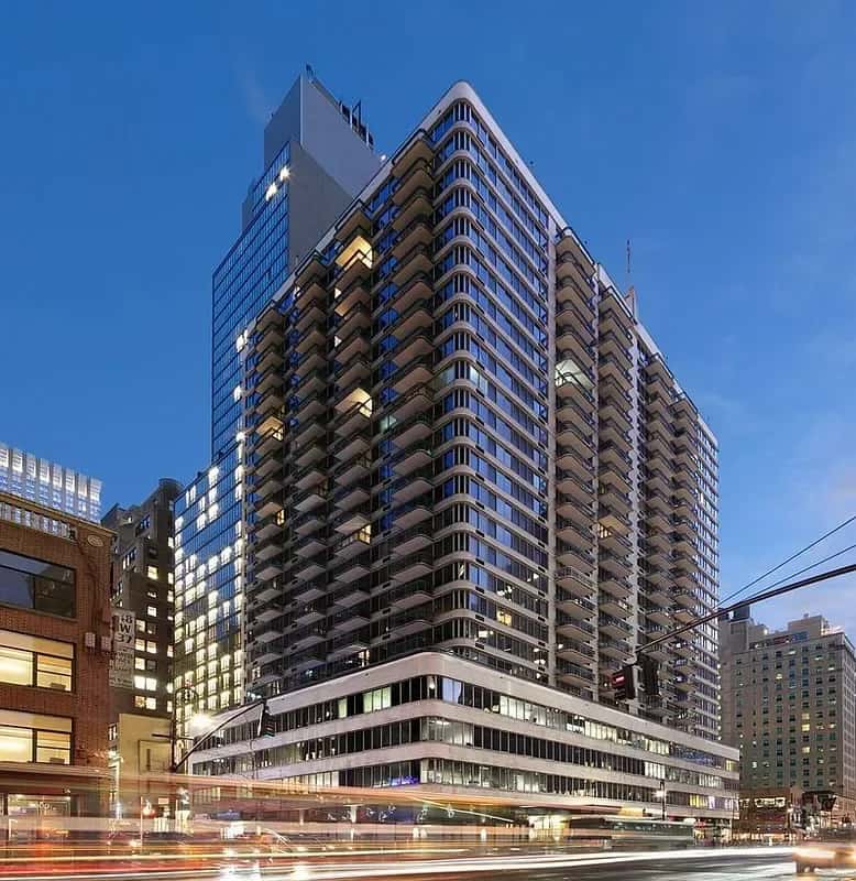 980 6Th Ave - Image 1