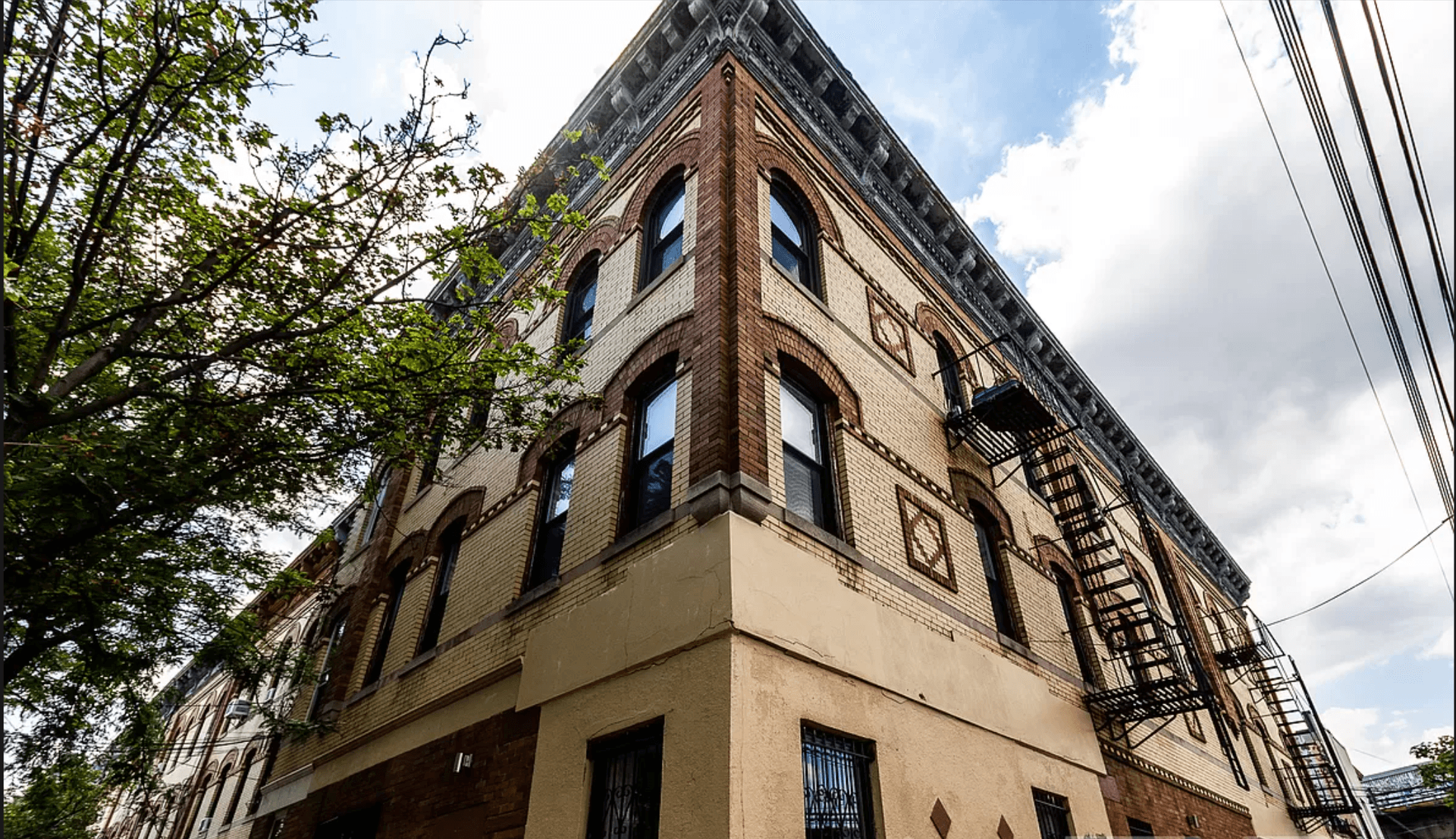 752 Onderdonk Avenue - Image 1