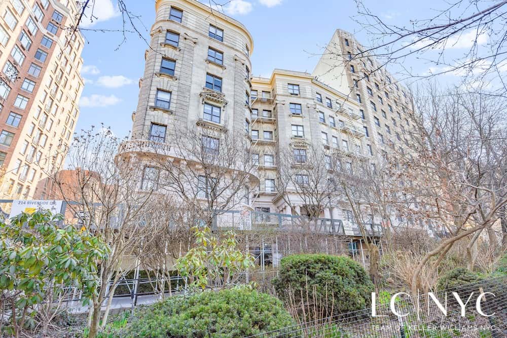 214 Riverside Drive - Image 1