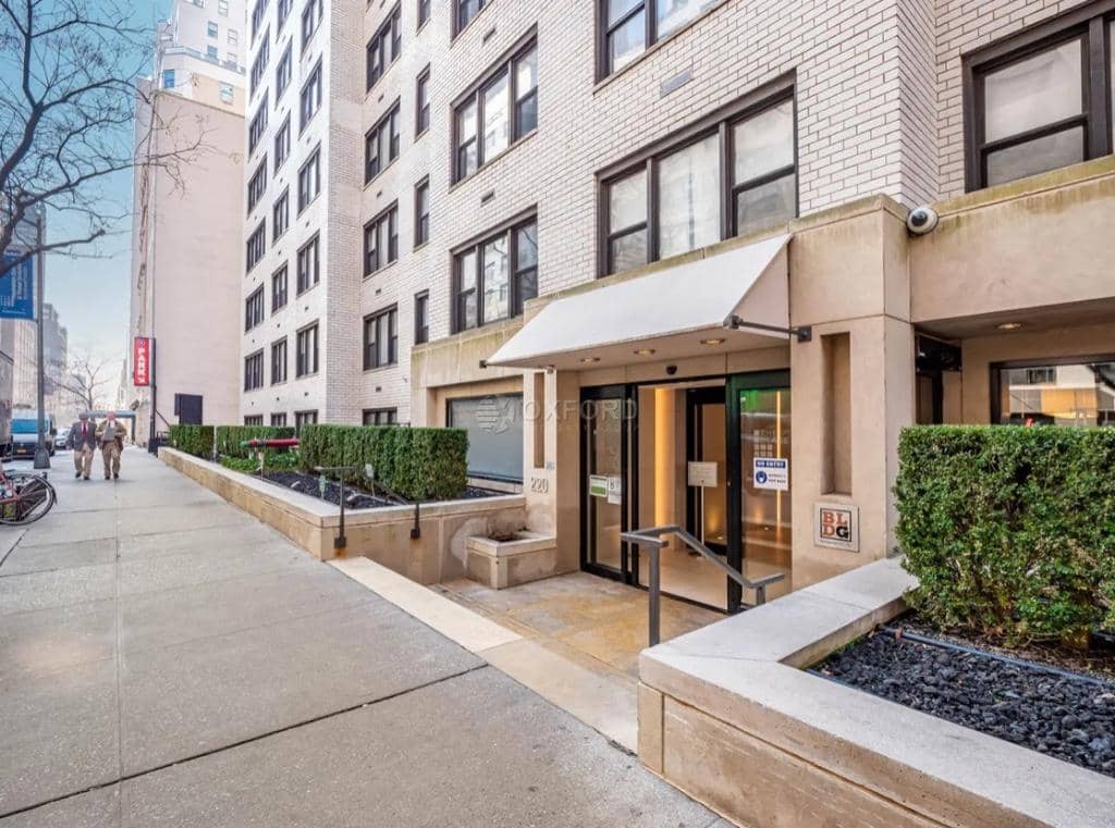 220 East   63 Street