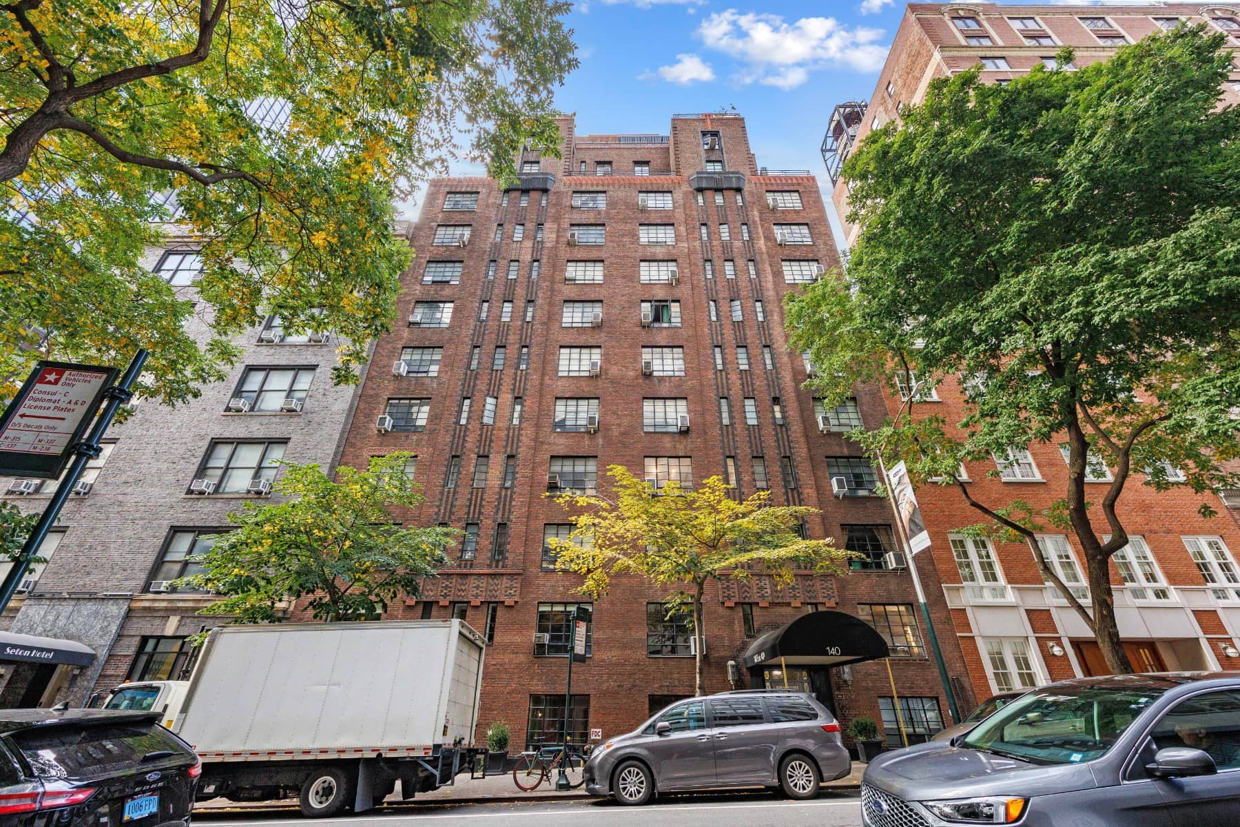 140 East 40 Street