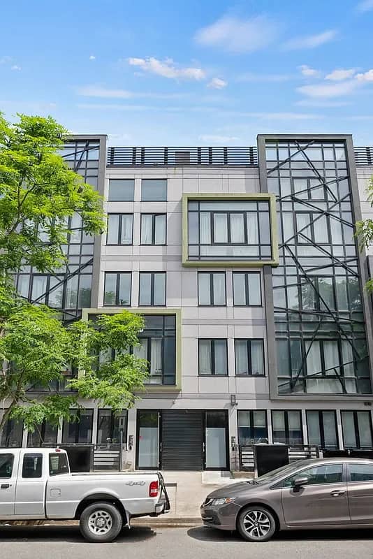 28 Starr Street