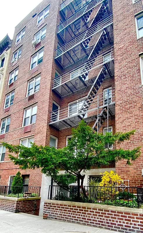 340 East 58 Street