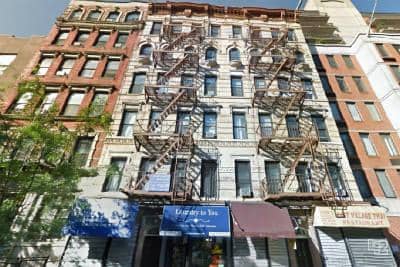 34 E 7 St