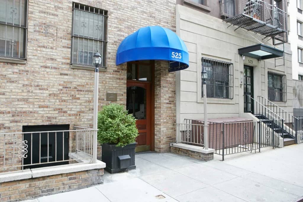 525 West 49 Street