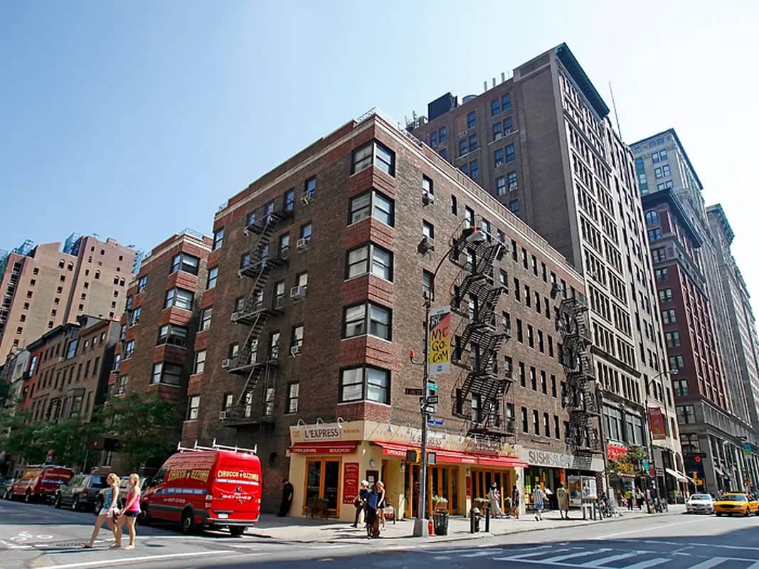 8 Gramercy Park South