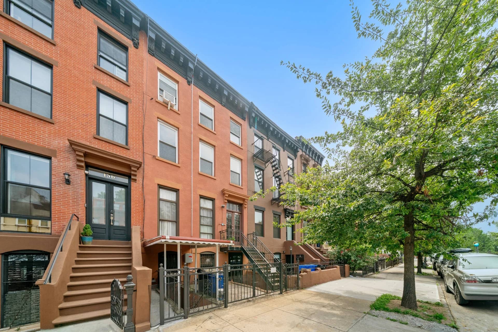 154 Putnam Avenue