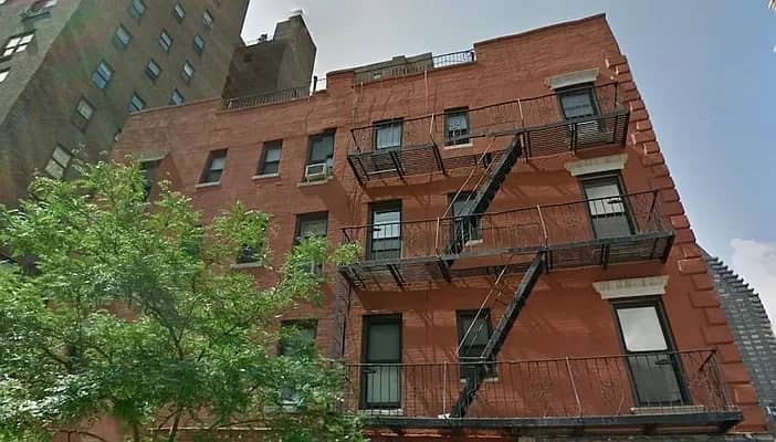 398 East 52 Street