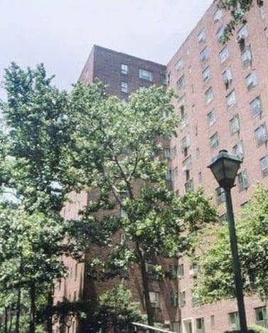 440 East 20 Street