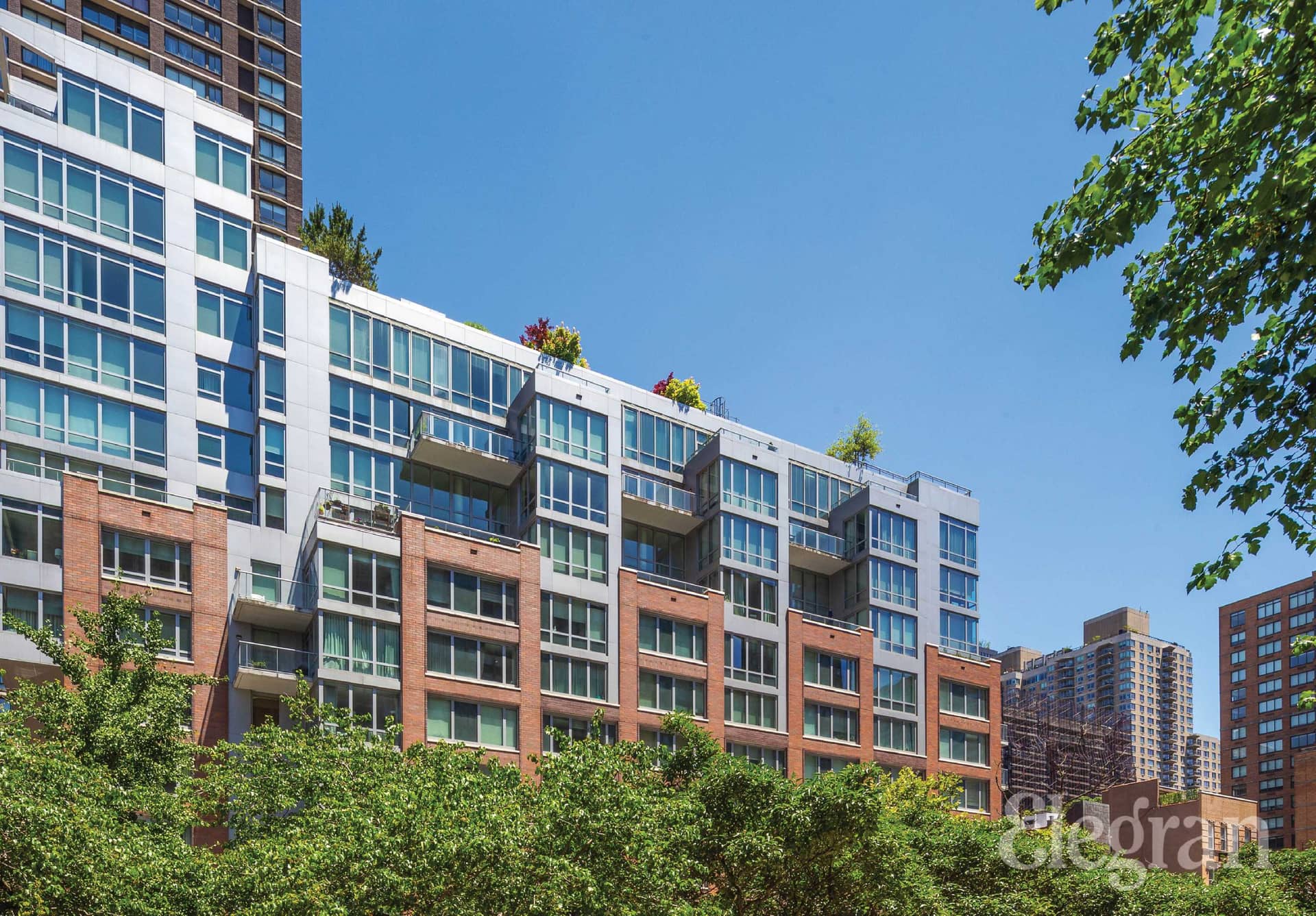 303 East 33 Street