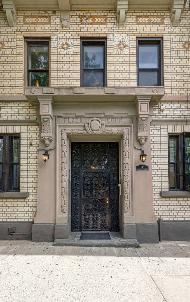 195 South 4 Street