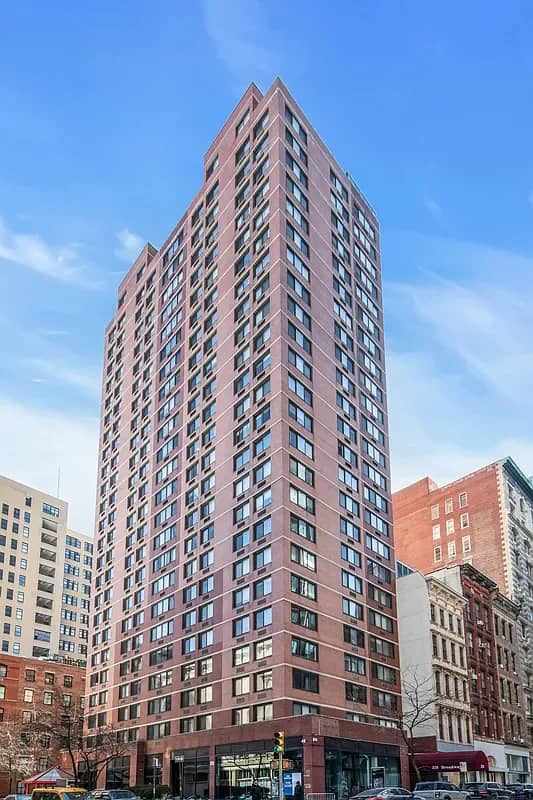 376 Broadway