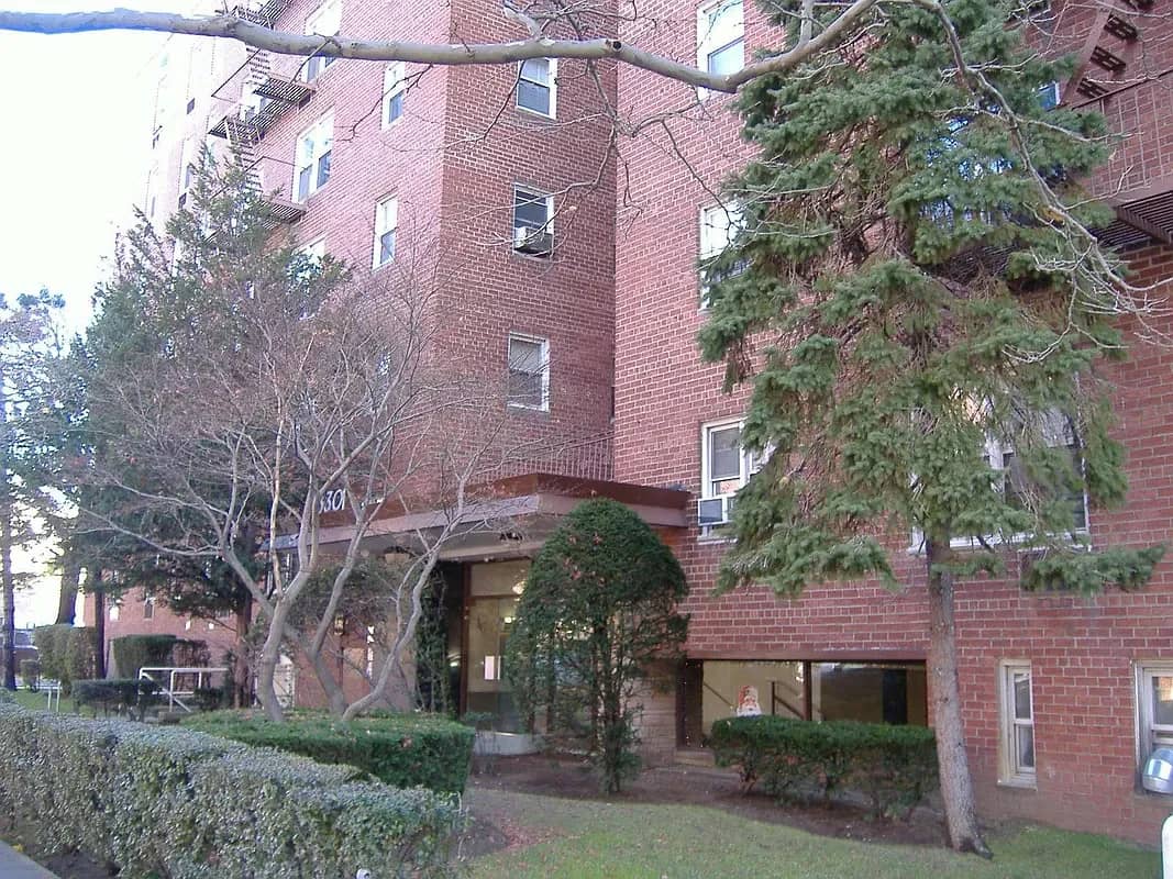 3315 Nostrand Avenue