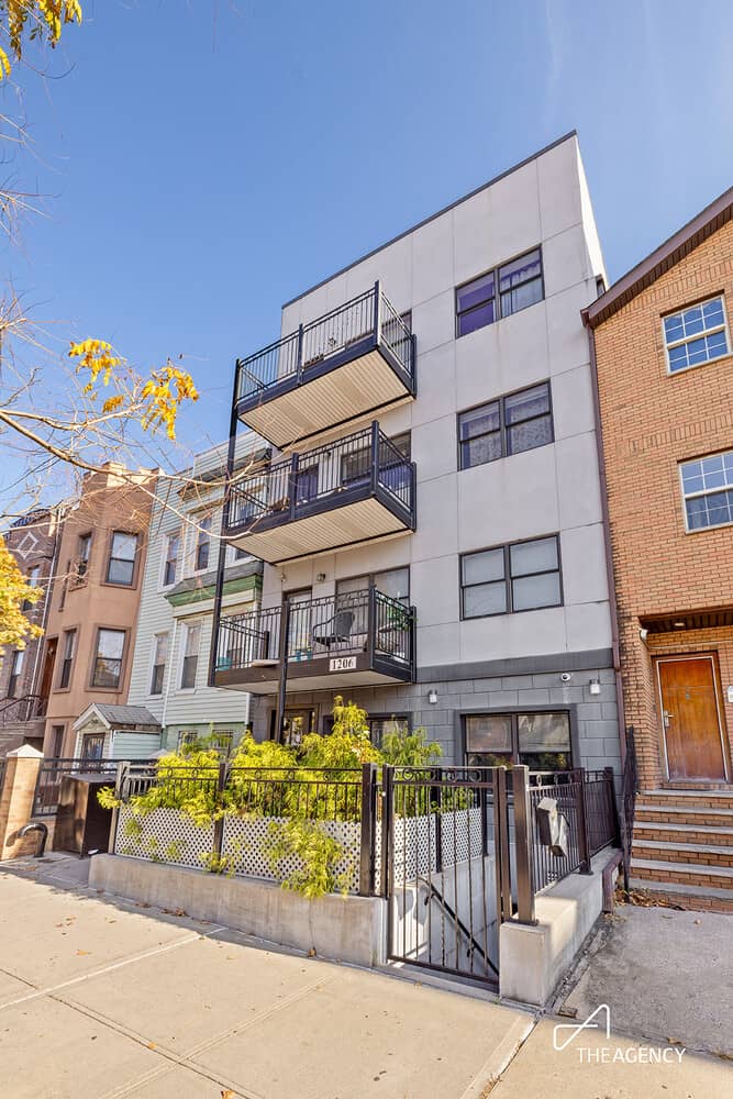 1206 Decatur Street