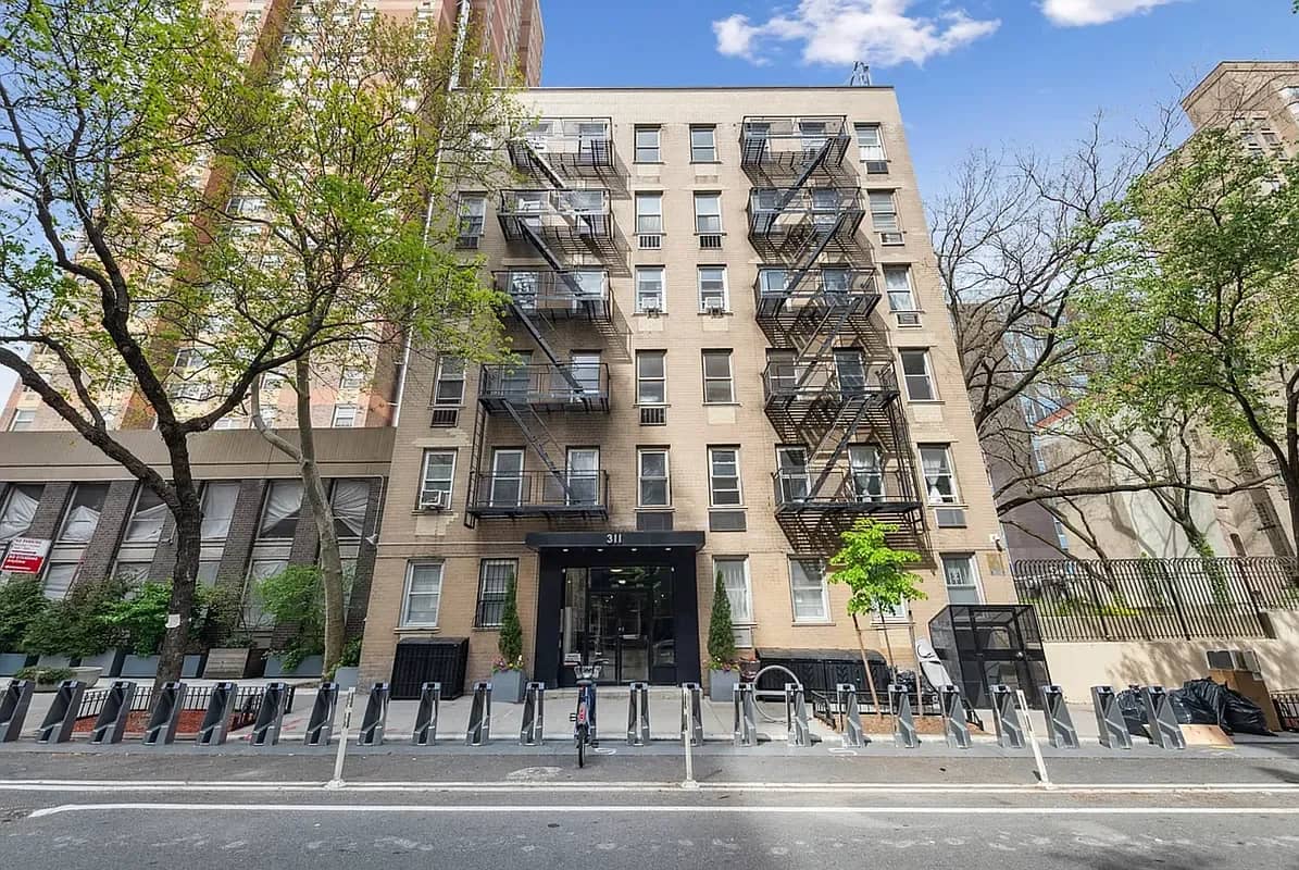 311 East 25 Street