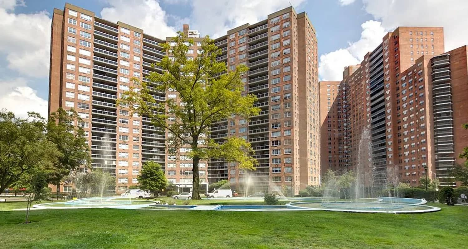 104-20 Queens Boulevard