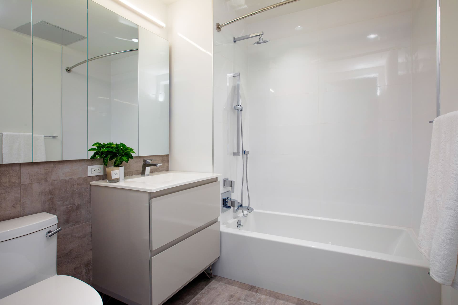22 Chapel Street #14M, Brooklyn, NY 11201