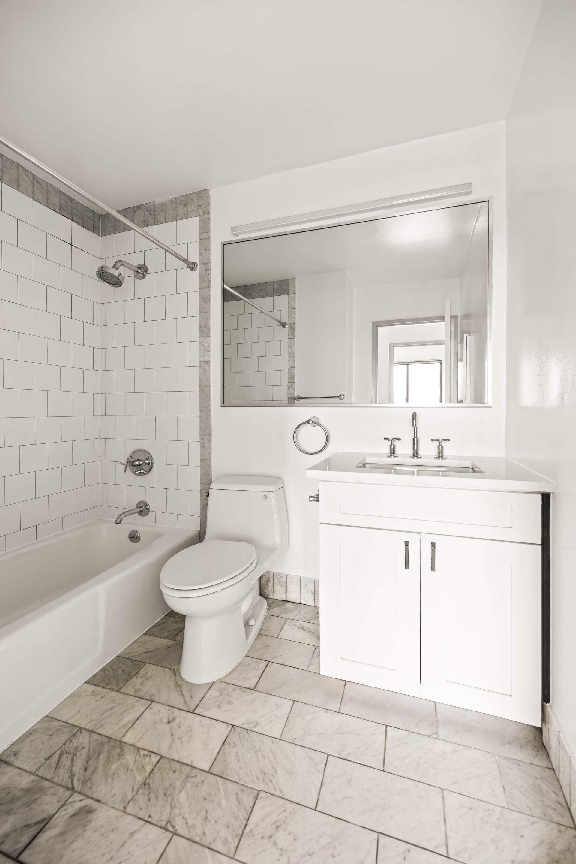 30 River Road #020009M, Manhattan, NY 10044 - Image 1