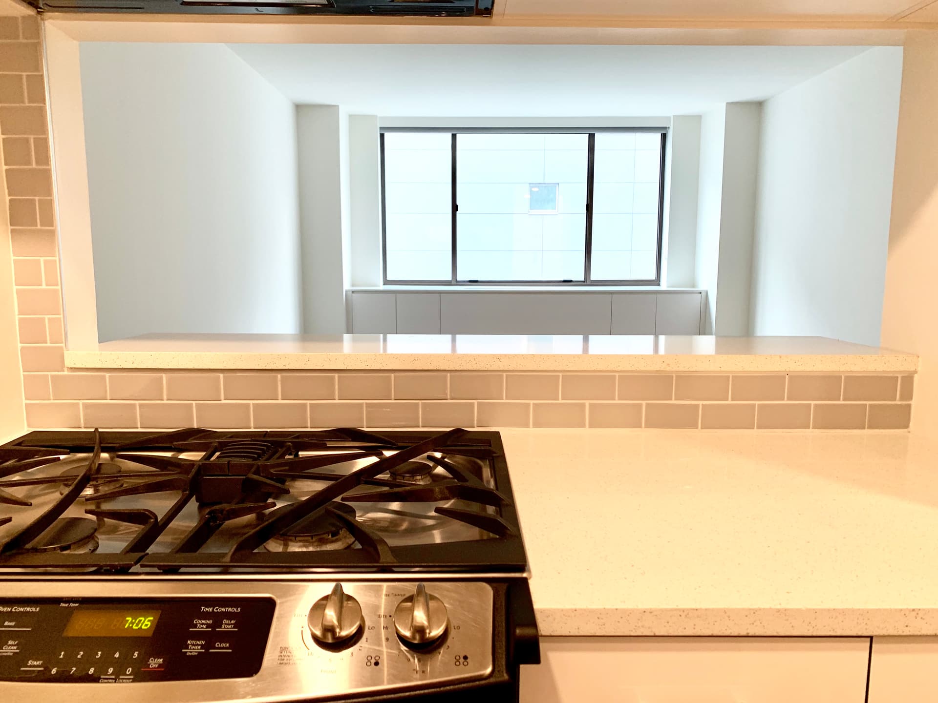 520 West   43 Street #9D, Manhattan, NY 10036 1