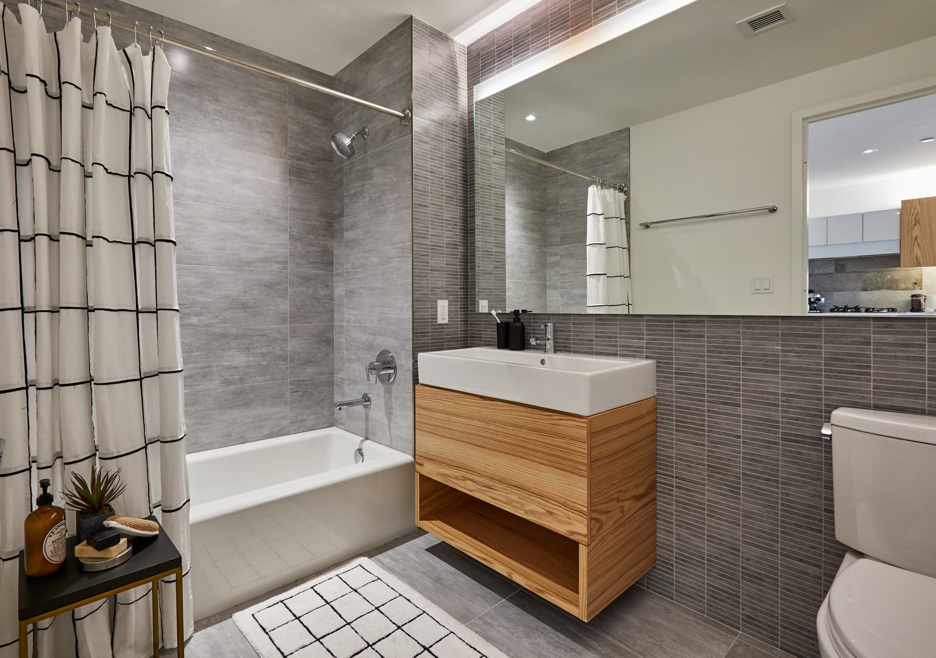 600 West 58 Street #07E, Manhattan, NY 10019