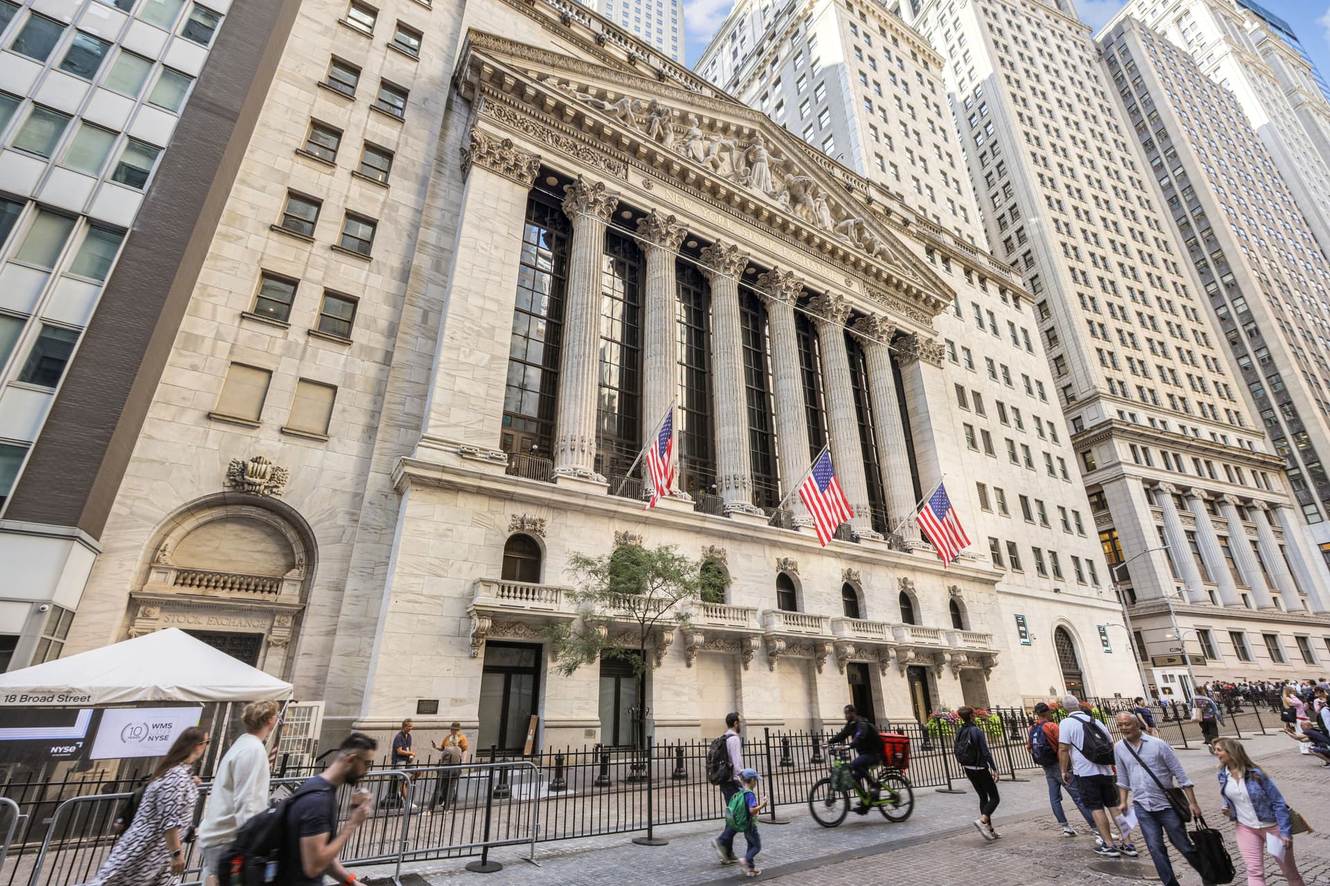 Twenty Exchange 20 Exchange Place #2211, Manhattan, NY 10005 1