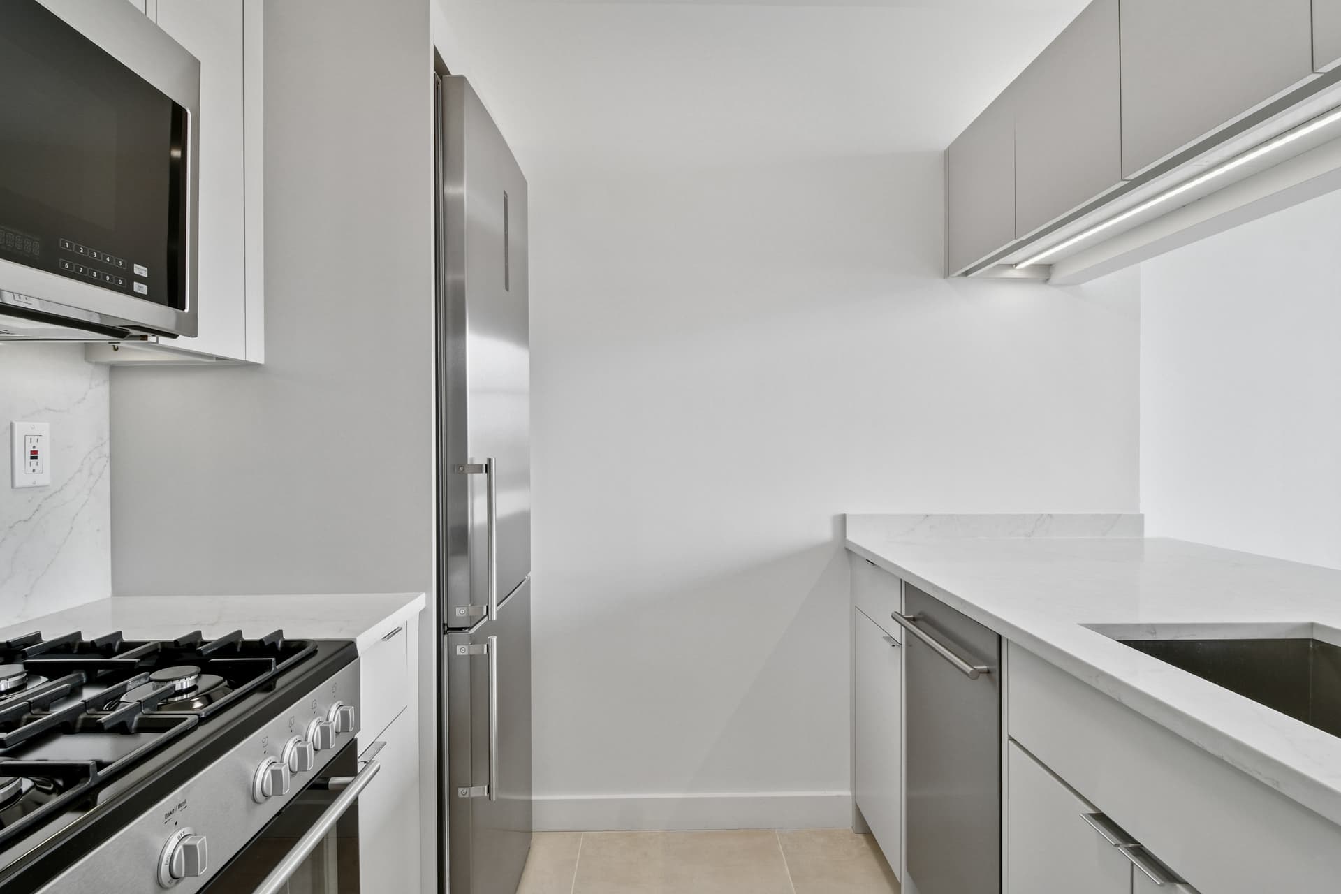 Twenty Exchange 20 Exchange Place #4903, Manhattan, NY 10005 1