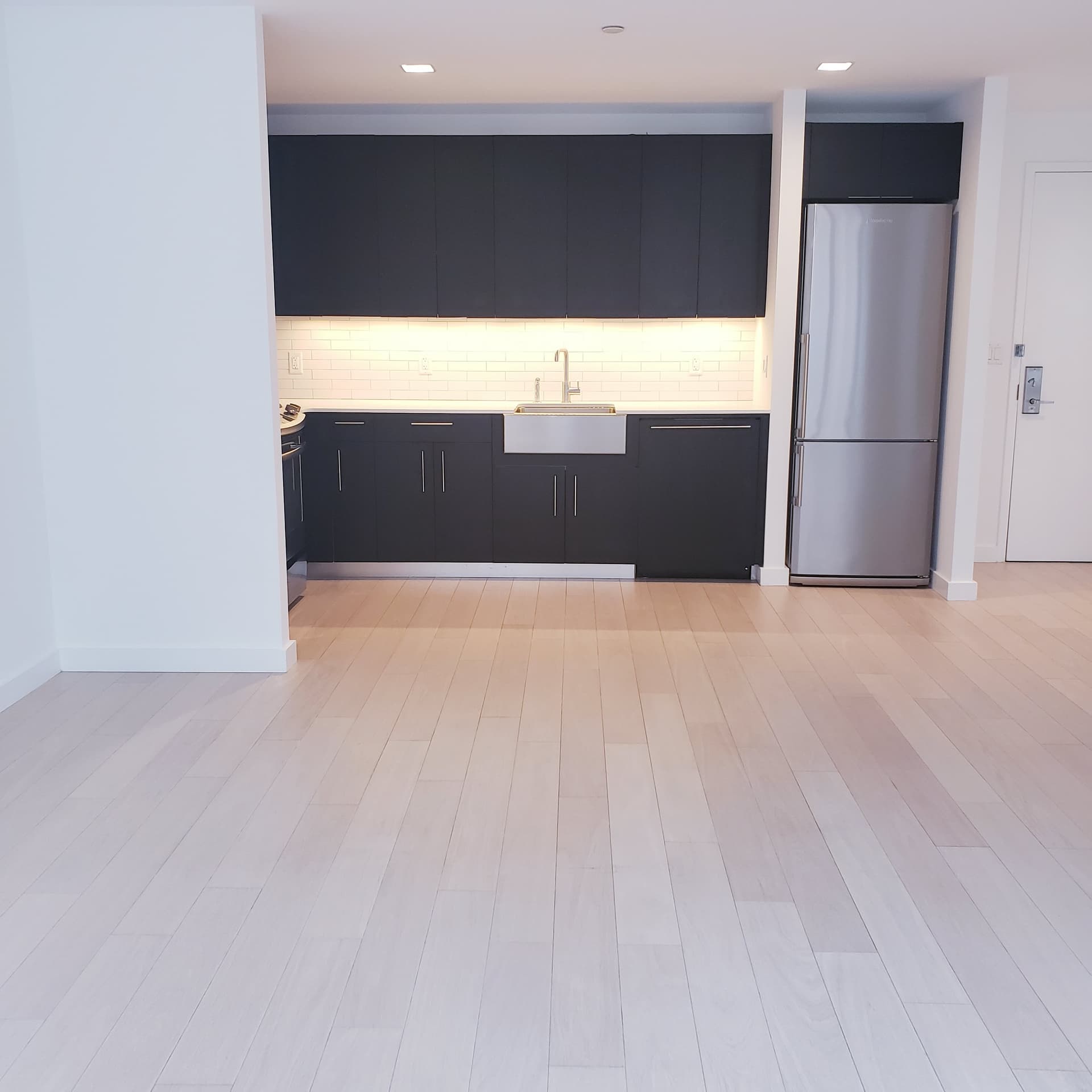 535 West 43 Street #NORTH 12A, Manhattan, NY 10036 1