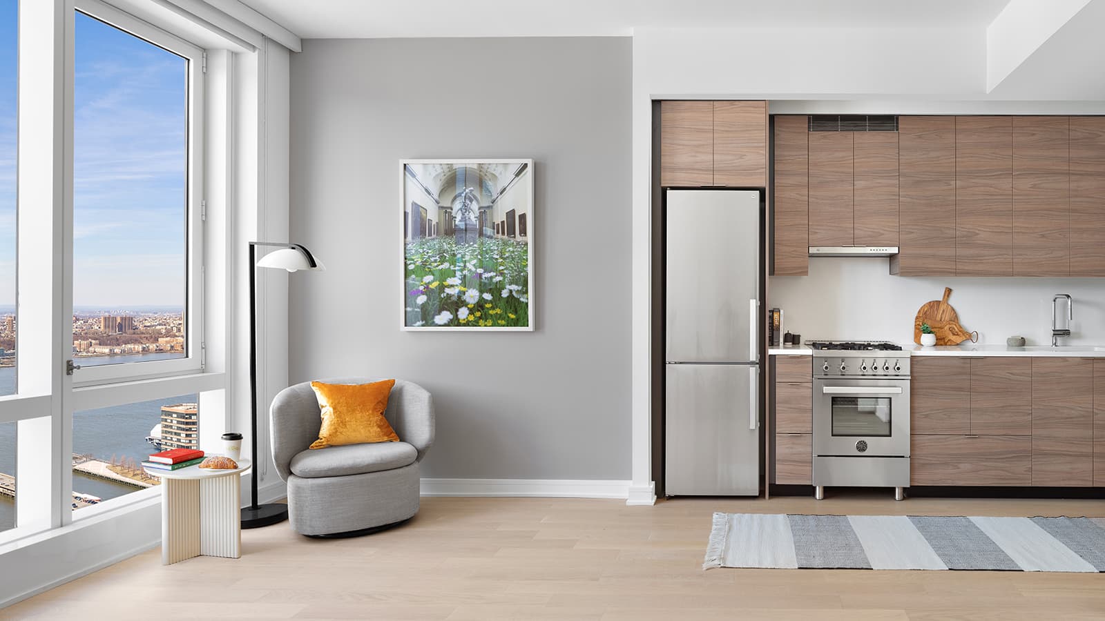 555 W 38 St #3702, Manhattan, NY 10018 1