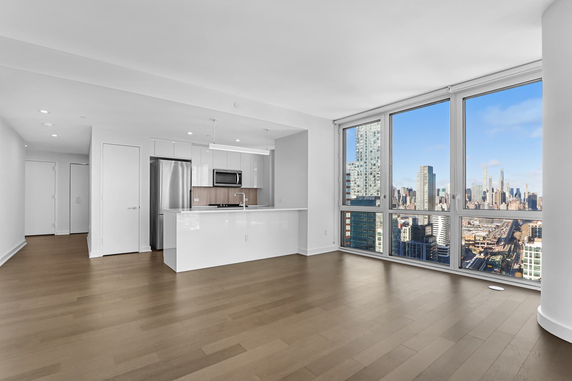 AltaLIC 29-22 Northern Boulevard #1703, Queens, NY 11101 1