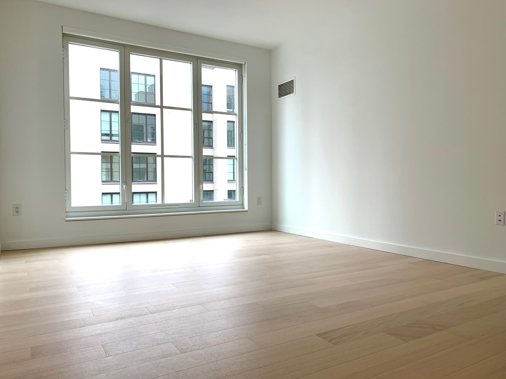 535 West 43 Street #SOUTH 14F, Manhattan, NY 10036 1