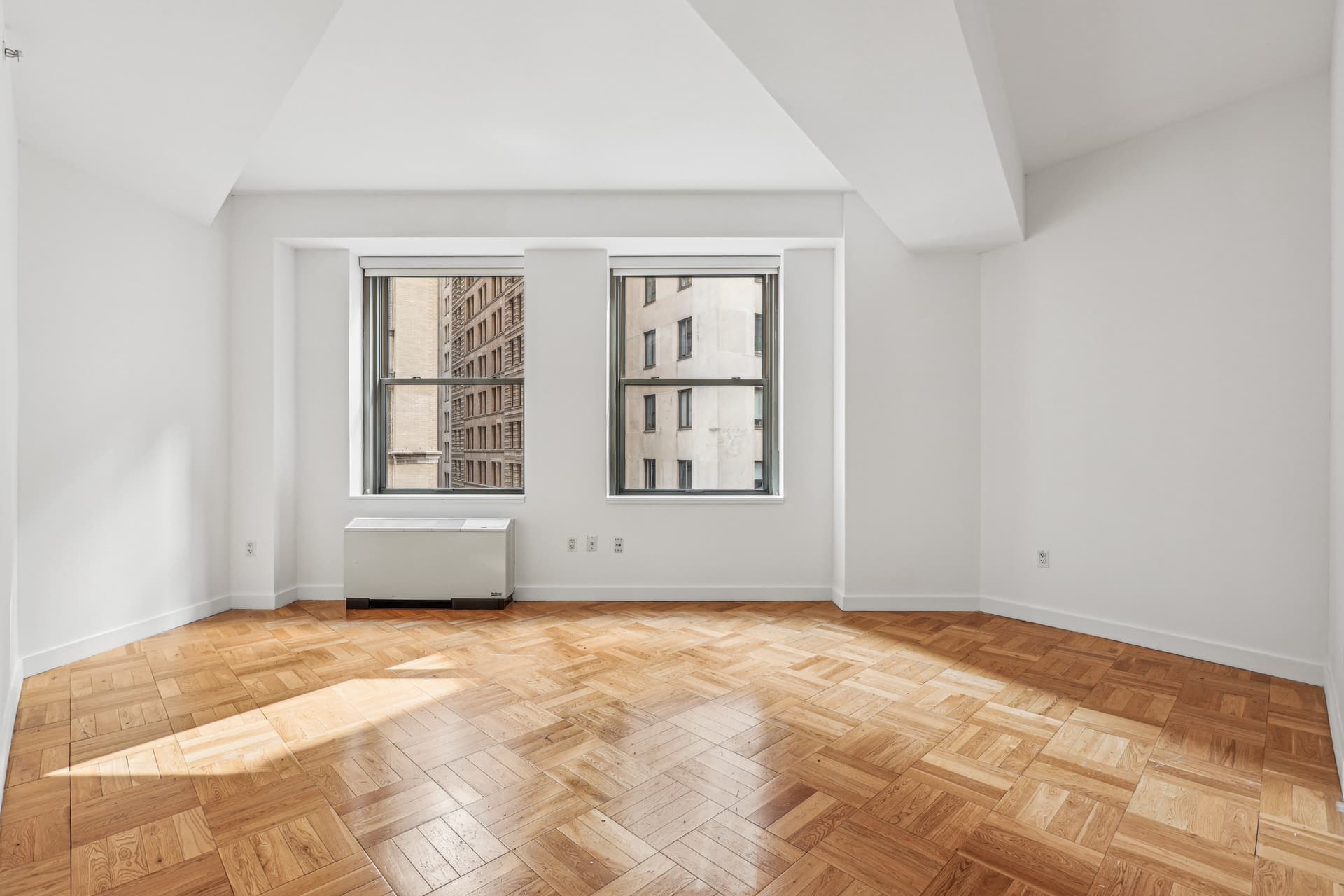 Twenty Exchange 20 Exchange Place #707, Manhattan, NY 10005 1