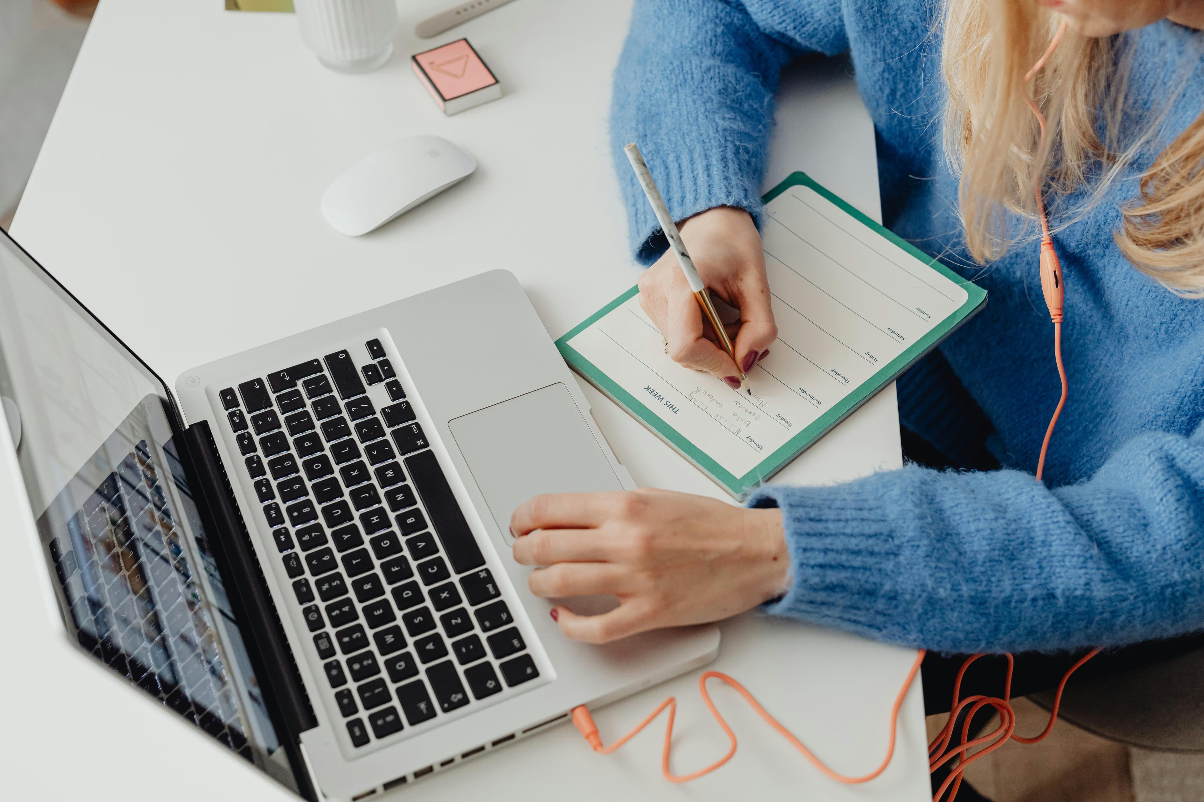 NYC rental application checklist: 8 things you need!