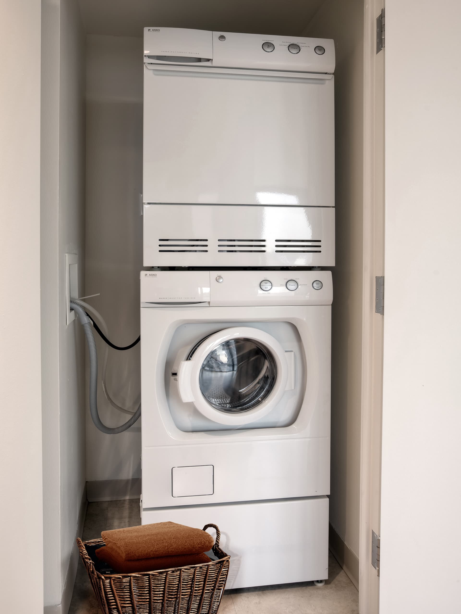 1 Morningside Drive #1217, Manhattan, NY 10025 1