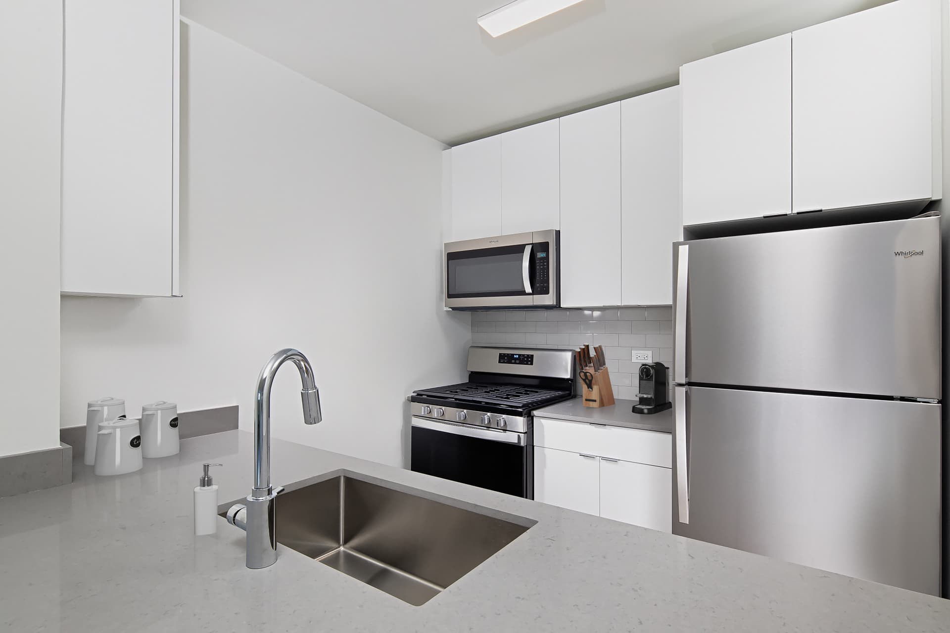 826 8 Avenue #15H, Manhattan, NY 10019 - Image 1