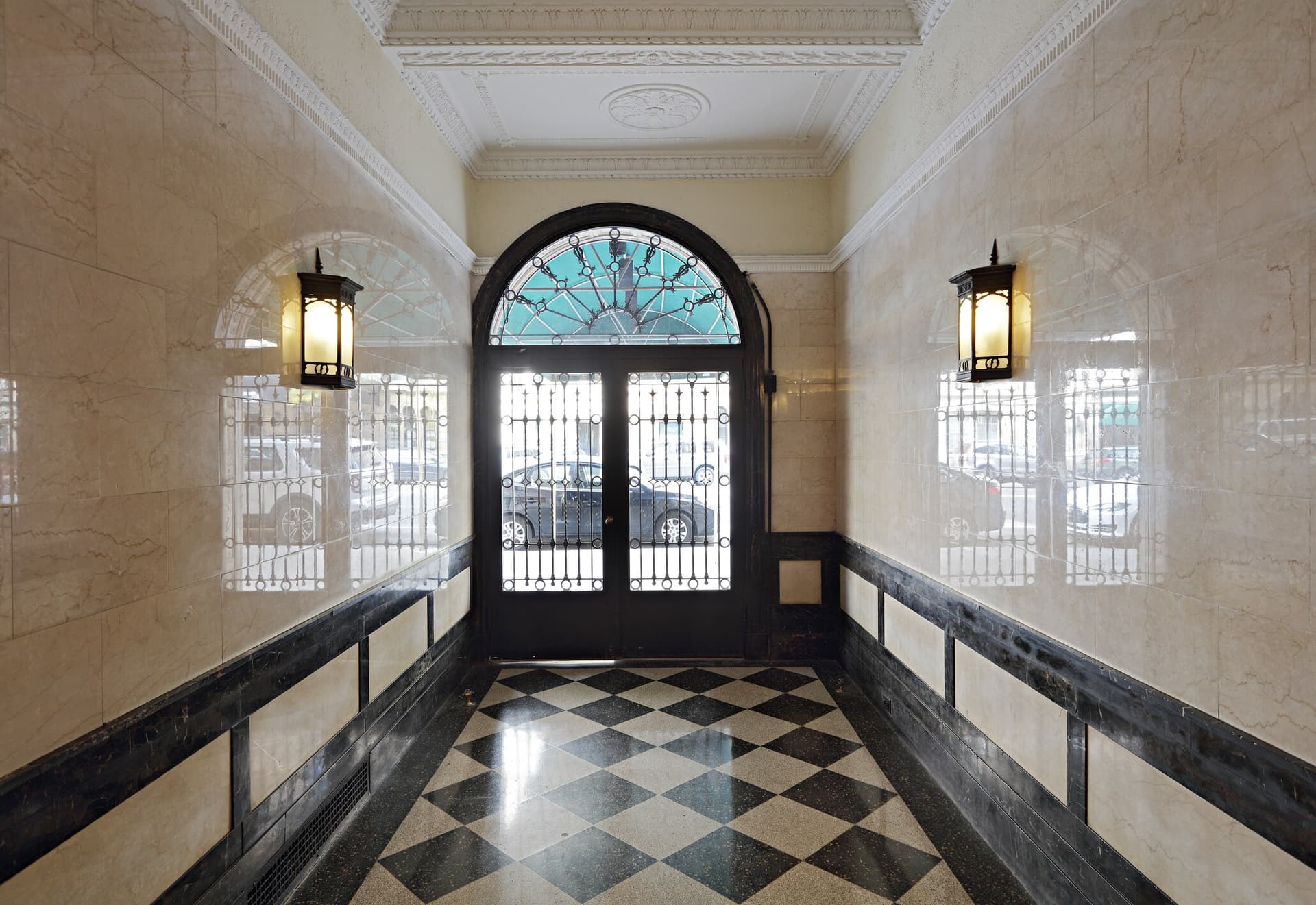 Building photo 133