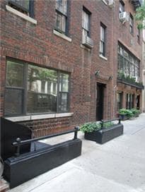 Building photo 19