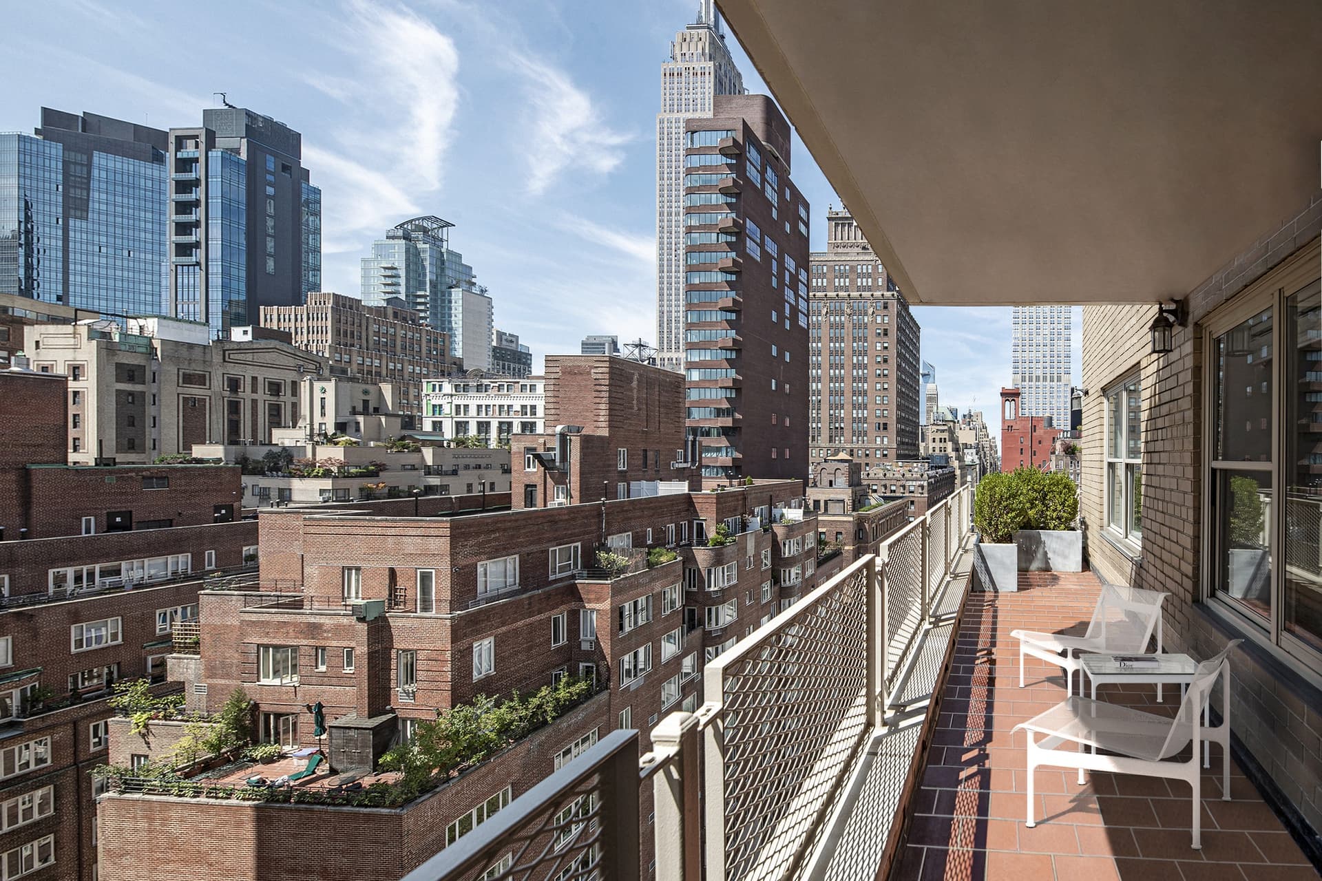 Building photo 134