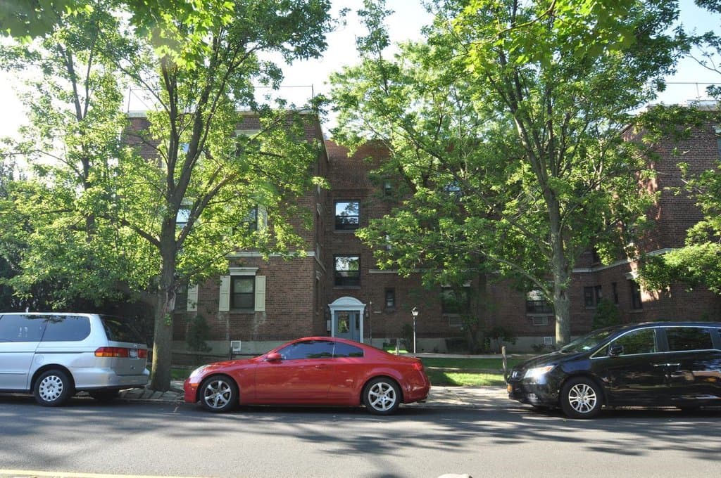 Building photo 31