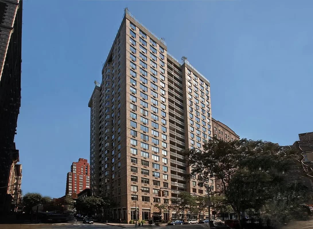 Building photo 3