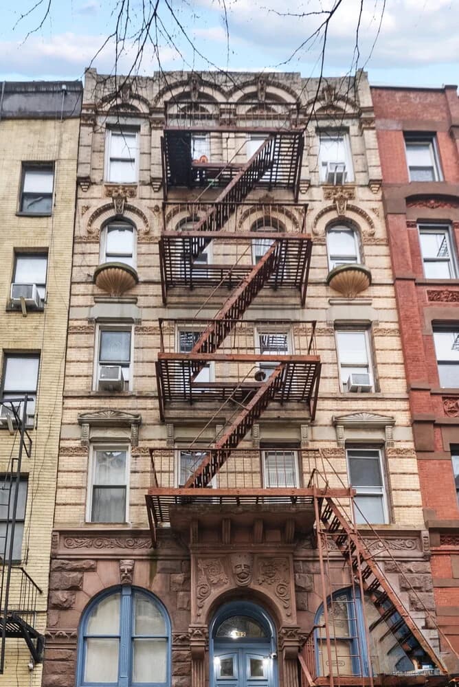 Building photo 5