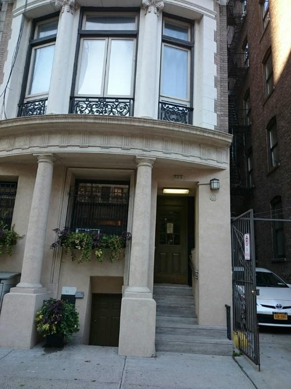 Building photo 2