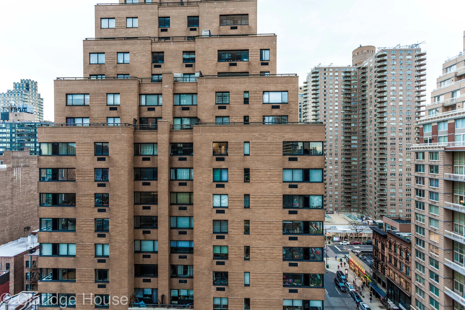 Building photo 9