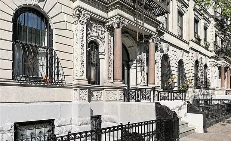 Building photo 6
