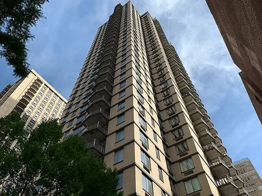 401 East   80 Street