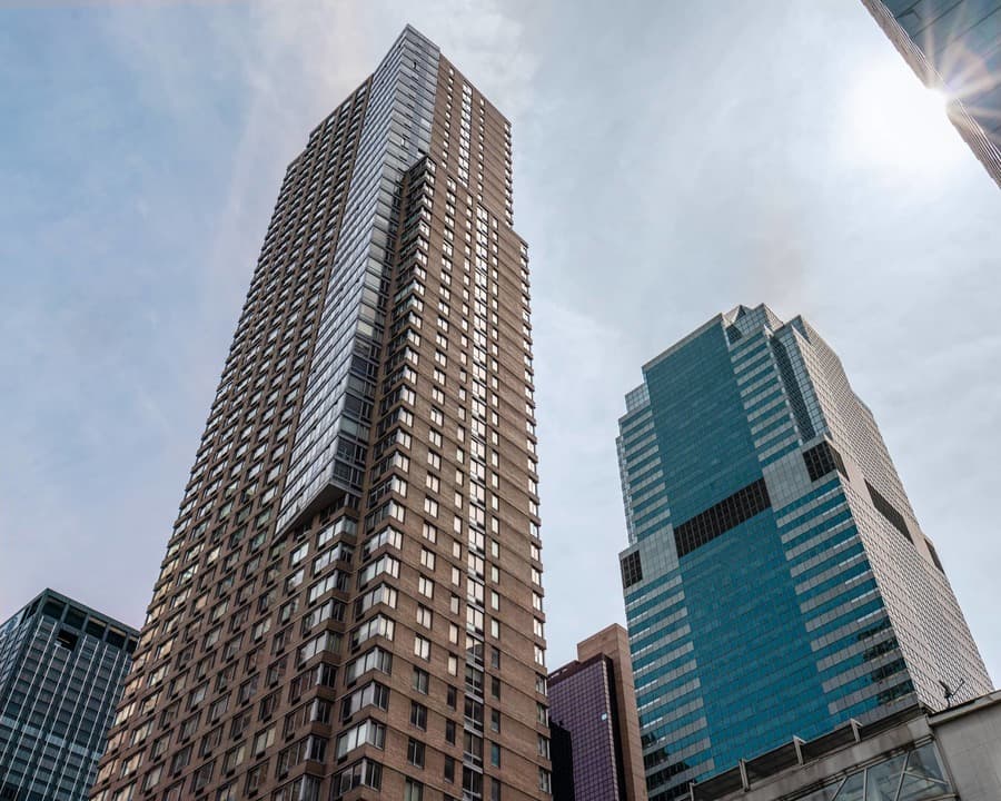 Building photo 76