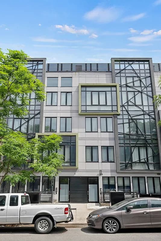 Building photo 9