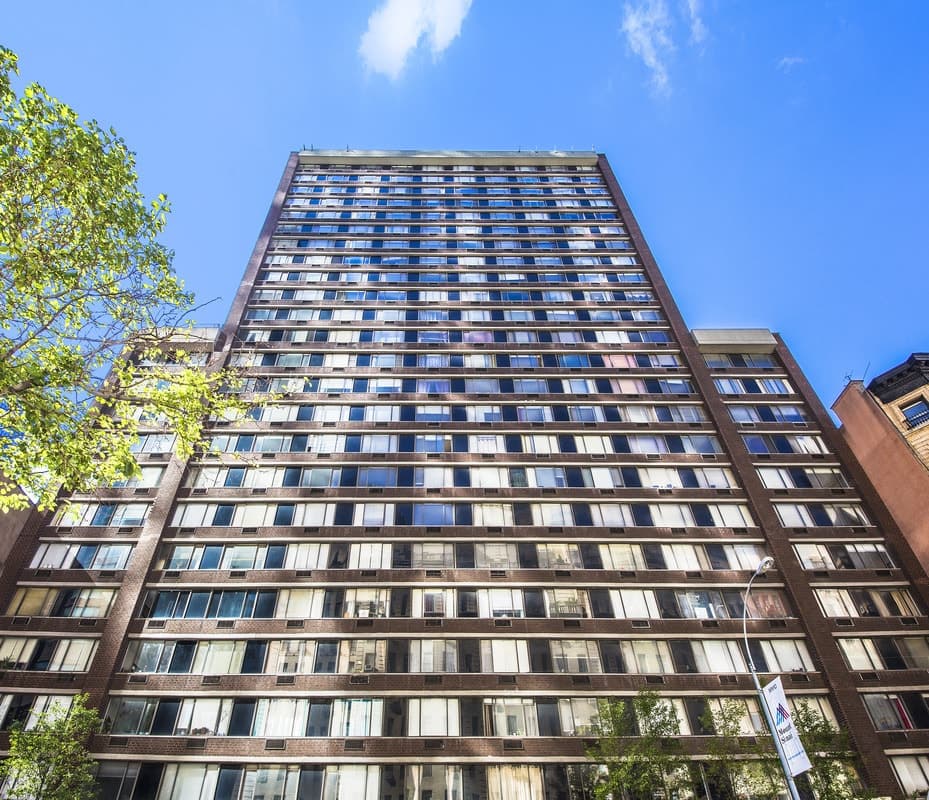 Building photo 4